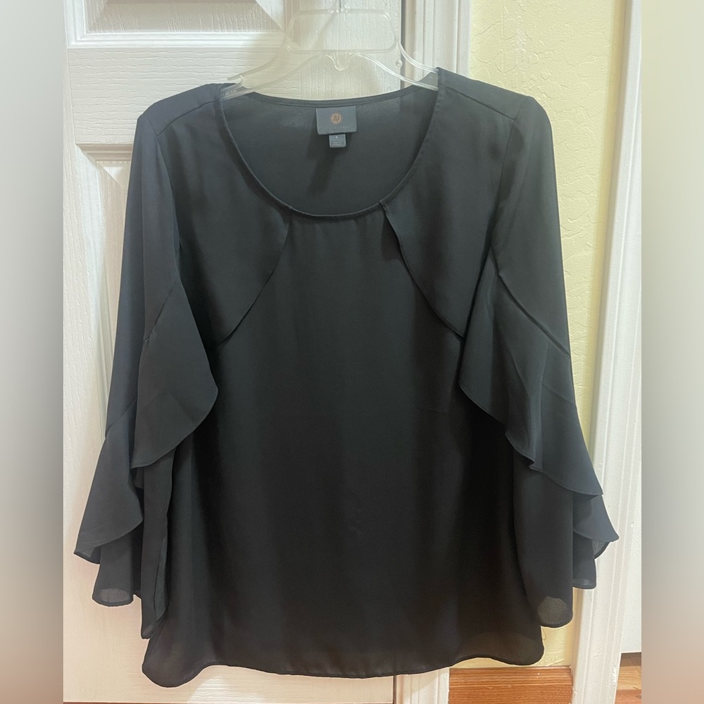 I selling Women Black Long Sleeve Blouse S